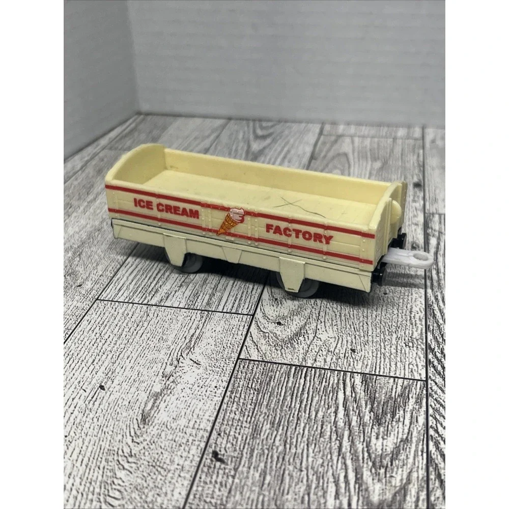 Thomas TrackMaster Train Rolling Stock Lot 9pc Cargo Cars Sodor Fuel Tanker